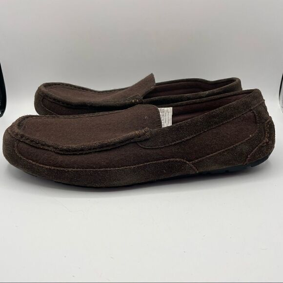 UGG  Ascot Brown Wool Slippers - Picture 2 of 5